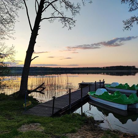Siedlisko Nr 4A Nad Jeziorem Skarlinskim, Jezioro, Mazury, Domki Letniskowe Kurzetnik Εξωτερικό φωτογραφία
